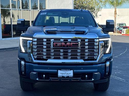 2026 GMC Sierra 2500 Denali