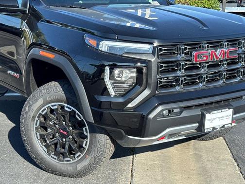 Onyx Black 2026 GMC Canyon AT4