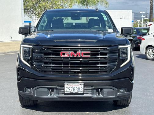 Onyx Black 2023 GMC Sierra 1500 Elevation