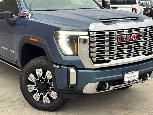 2026 GMC Sierra 2500 Denali