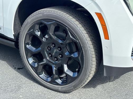 Summit White 2026 GMC Yukon Denali