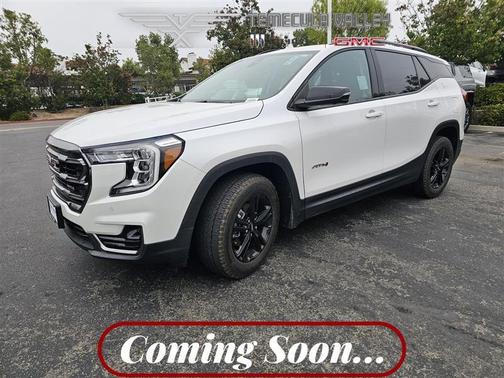White Frost Tricoat 2022 GMC Terrain AWD AT4