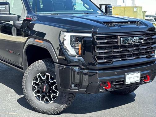 Onyx Black 2026 GMC Sierra 2500 AT4X