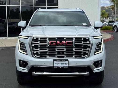 Glacier White Tricoat 2026 GMC Yukon XL Denali