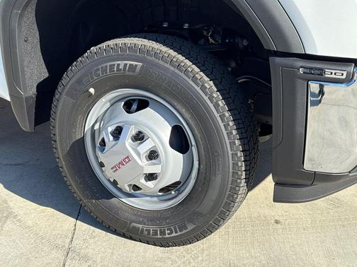 Summit White 2026 GMC Sierra 3500 Base