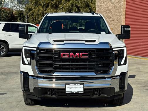 Summit White 2026 GMC Sierra 3500 Base