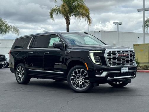 Onyx Black 2026 GMC Yukon XL Denali