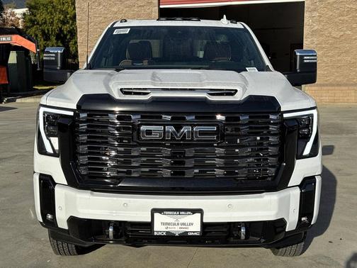 2026 GMC Sierra 3500 Denali