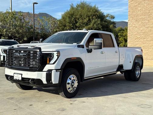 2026 GMC Sierra 3500 Denali