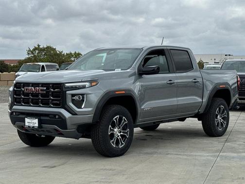 2025 GMC Canyon AT4