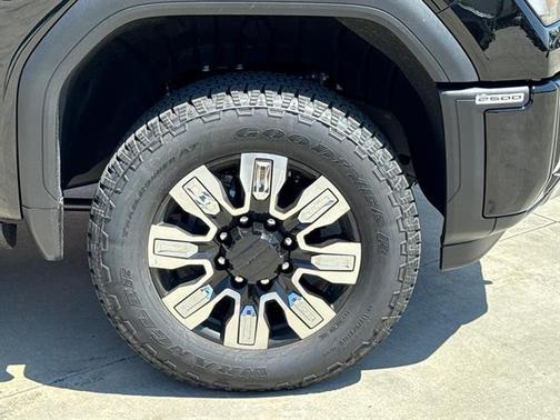 2025 GMC Sierra 2500 Denali