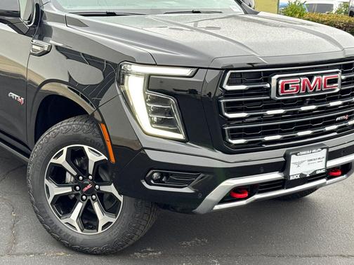 Onyx Black 2026 GMC Yukon 4WD AT4
