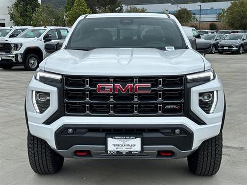 2025 GMC Canyon Base