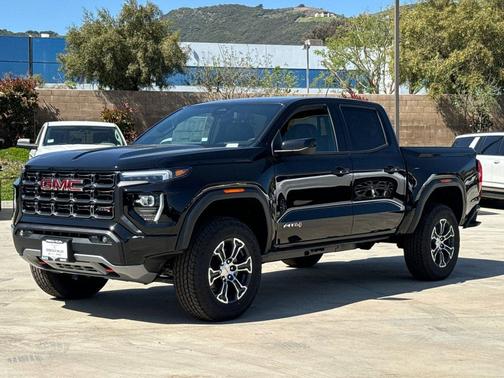 2025 GMC Canyon AT4