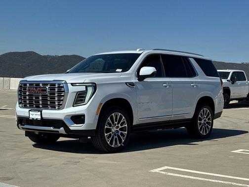Glacier White Tricoat 2026 GMC Yukon Denali