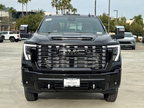 2026 GMC Sierra 3500 Denali