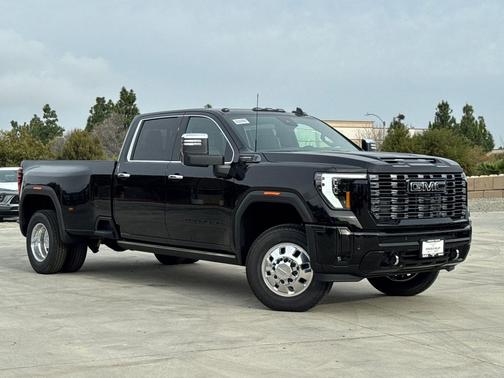 2026 GMC Sierra 3500 Denali