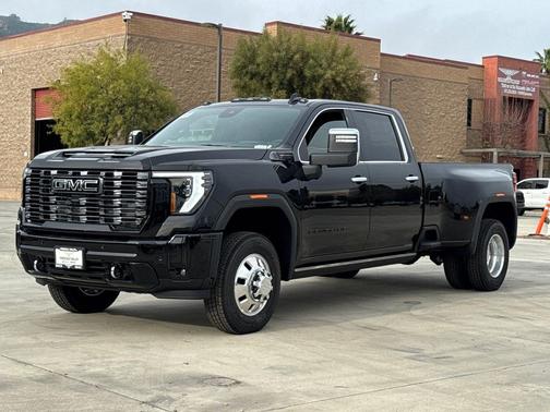 2026 GMC Sierra 3500 Denali