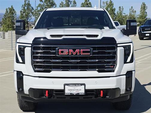 2025 GMC Sierra 2500 AT4