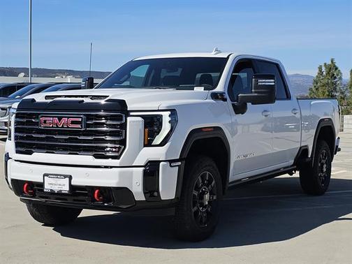 2025 GMC Sierra 2500 AT4