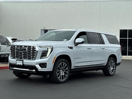 Glacier White Tricoat 2026 GMC Yukon XL Denali