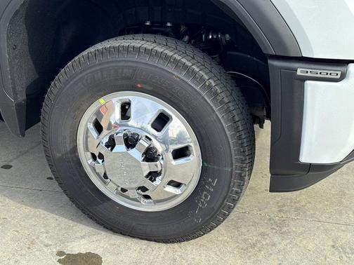 2026 GMC Sierra 3500 Denali