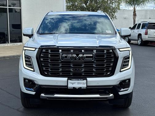 Glacier White Tricoat 2026 GMC Yukon XL Denali Ultimate