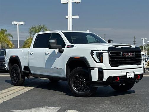 2025 GMC Sierra 2500 AT4