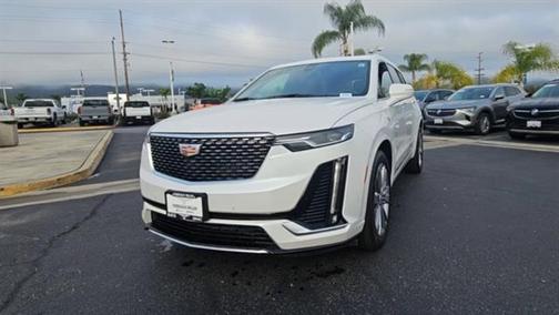 2025 Cadillac XT6 Premium Luxury FWD