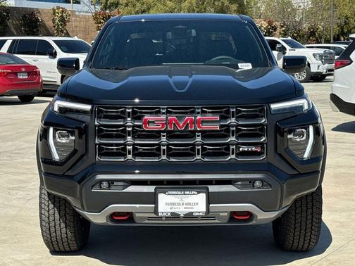 2025 GMC Canyon AT4