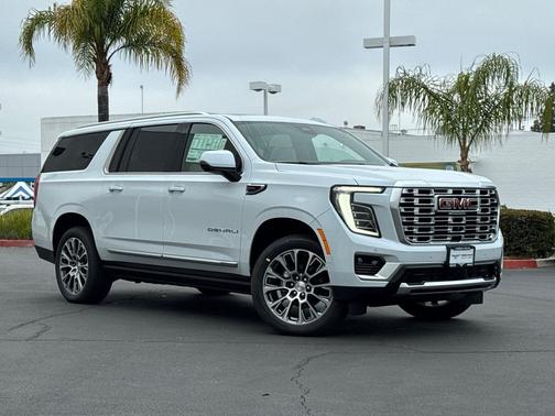 Glacier White Tricoat 2026 GMC Yukon XL Denali