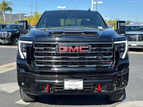 2026 GMC Sierra 2500 AT4