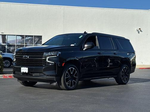 Black 2022 Chevrolet Suburban RST