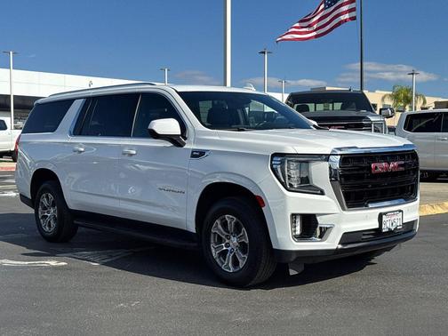 2023 GMC Yukon XL SLE