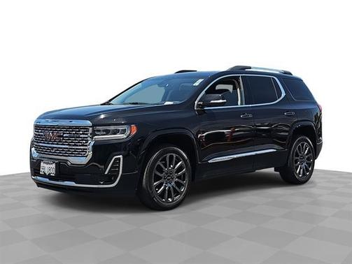 2022 GMC Acadia Denali