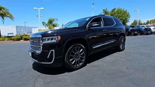 2022 GMC Acadia Denali