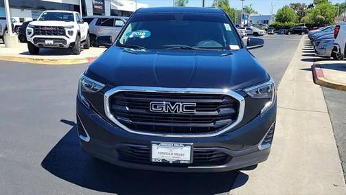 Ebony Twilight Metallic 2018 GMC Terrain SLE