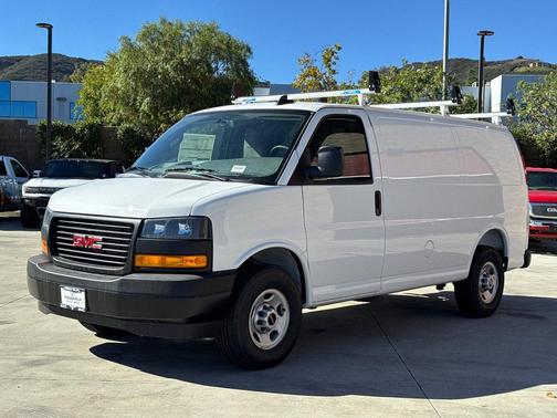 2025 GMC Savana 2500 Work Van