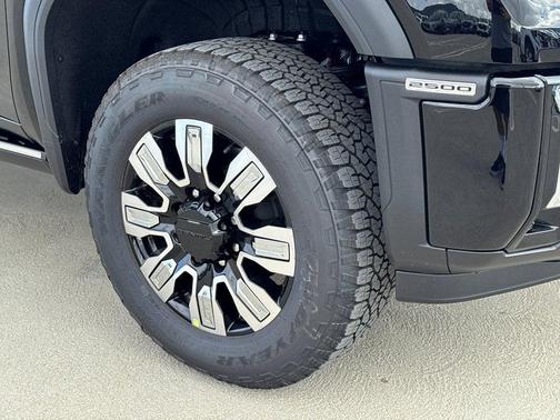 2026 GMC Sierra 2500 Denali