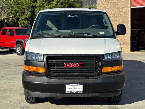 2025 GMC Savana 2500 Work Van