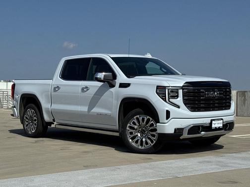 Glacier White Tricoat 2026 GMC Sierra 1500 Denali Ultimate