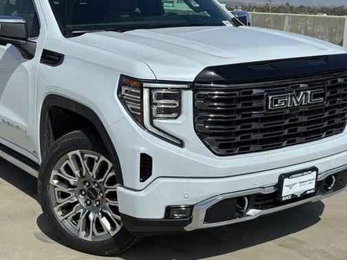 Glacier White Tricoat 2026 GMC Sierra 1500 Denali Ultimate
