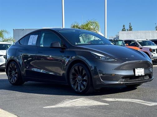 2024 Tesla Model Y Performance Dual Motor All-Wheel Drive