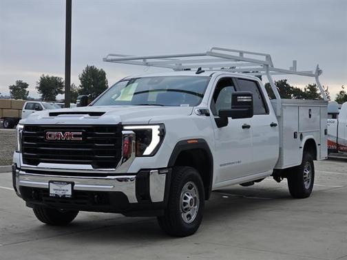 2025 GMC Sierra 2500 Base
