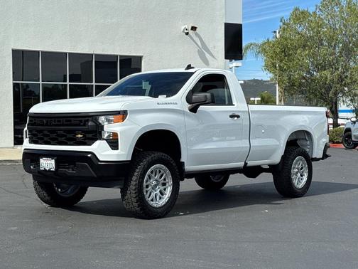 Summit White 2025 Chevrolet Silverado 1500 WT