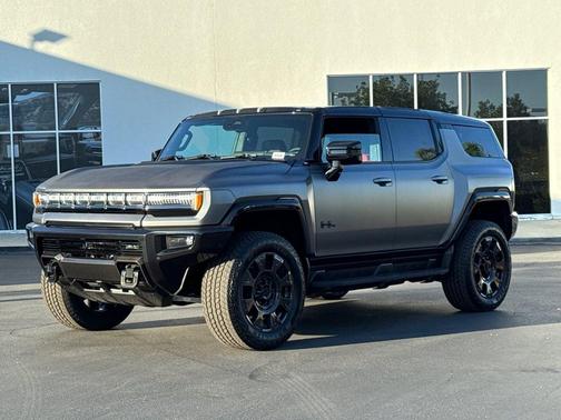 Magnus Gray Matte 2026 GMC HUMMER EV SUV 3X