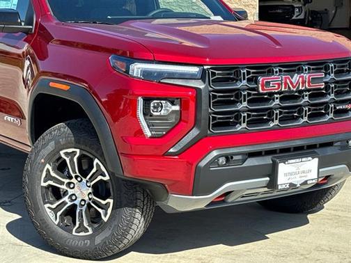 2025 GMC Canyon Base