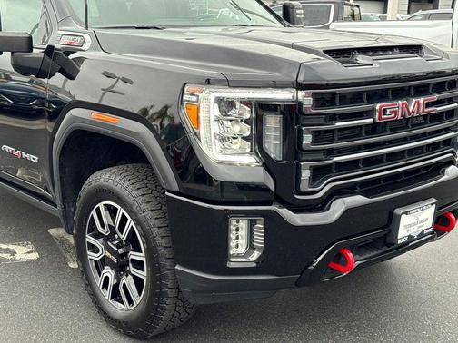 2023 GMC Sierra 2500 AT4