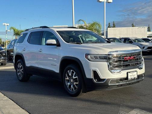 2022 GMC Acadia FWD SLT