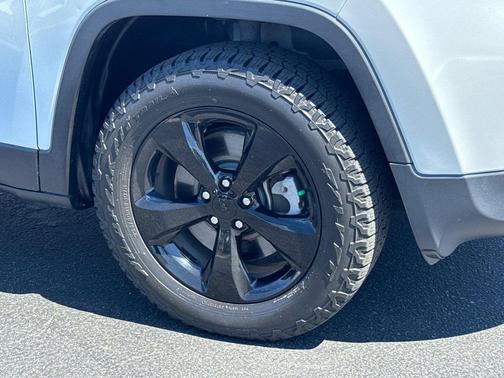 2017 Jeep Cherokee Altitude